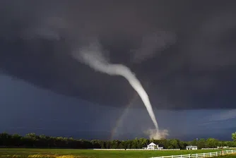 Най-малко една жертва на торнадо в Тексас