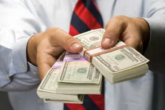 Кредитите в Румъния продължават да поскъпват