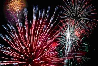 Осигуряват отопление на площада в София за Нова година