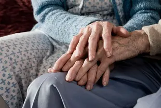 92-годишна норвежка избяга с възлюбения си от старчески дом