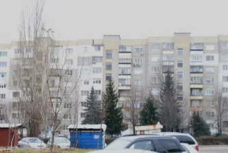 Магазини в панелки плащат за саниране