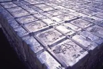 Индонезия може да свие производството на олово през 2010 г.