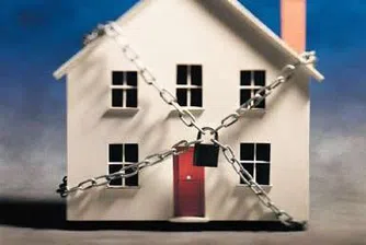 Американските служители плащат повече за застраховки