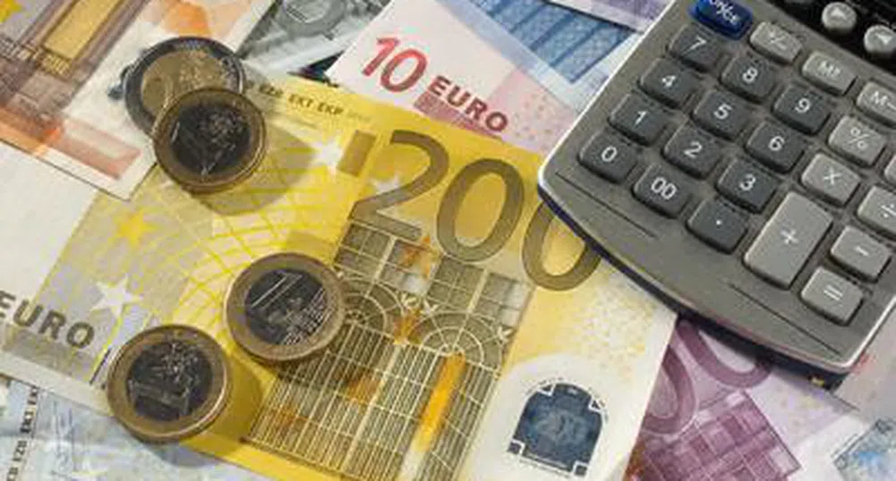 Райфайзенбанк: Българинът продължава да спестява