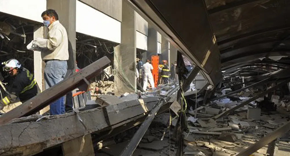 Експлозия в небостъргач в Мексико уби 14 души