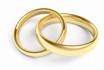 Златен пръстен от...човешка плът