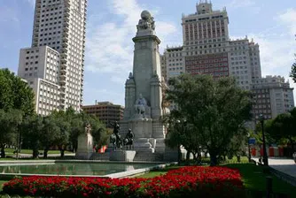 Жилищата в Испания са най-надценените в света