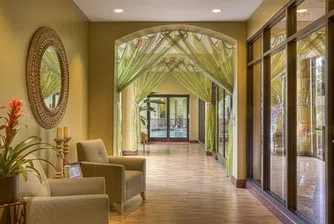 Саудитски принц милиардер продаде хотел Four Seasons в Торонто