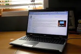 Всеки български ученик с таблет или лаптоп, предвижда стратегия