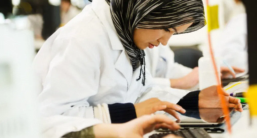 Турция вкарва забрадките и в парламента