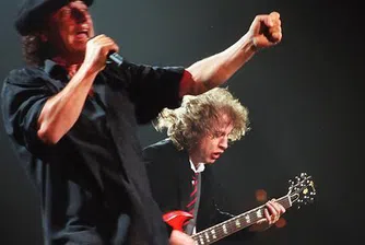 Румънски полицаи глобиха AC/DC с 2 500 евро
