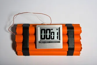 Пореден сигнал за бомба опразни мол