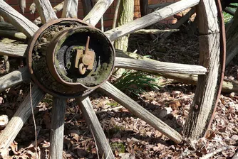 310 каруци и 1 файтон по улиците на столицата