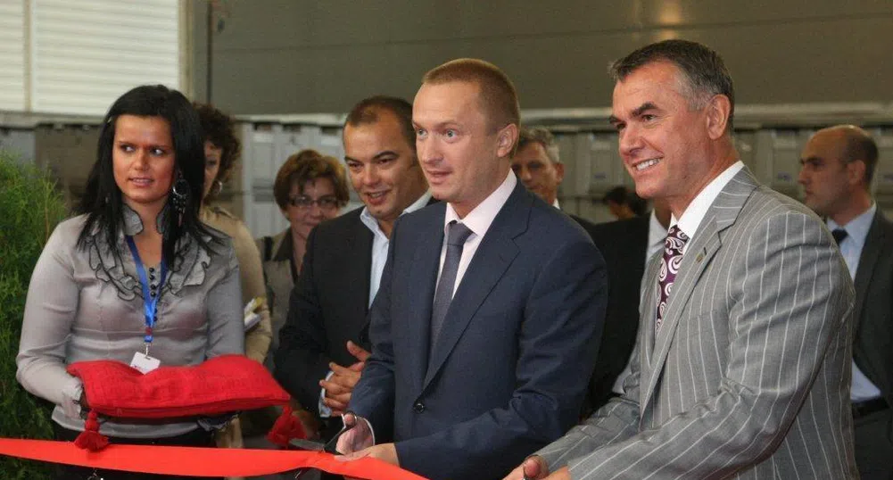 Монбат откри завода си в Сърбия