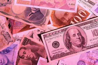 Еврото се срина под 1.20 долара заради Унгария