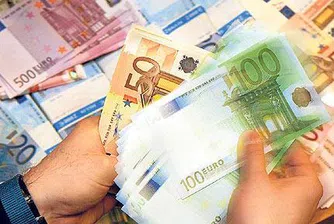 Населението спести 2 млрд. лв. от началото на 2011 г.