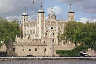 Монархията носи 600 млн. евро годишно