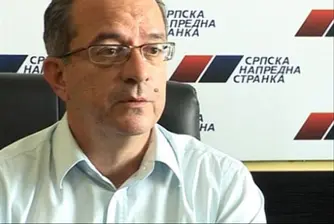 Кмет кара такси през нощта и пита хората какви промени искат