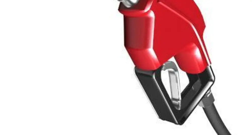 Производството на безоловен бензин скача с 35.5%