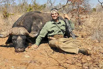 ПЕТА са възмутени от синовете на Доналд Тръмп