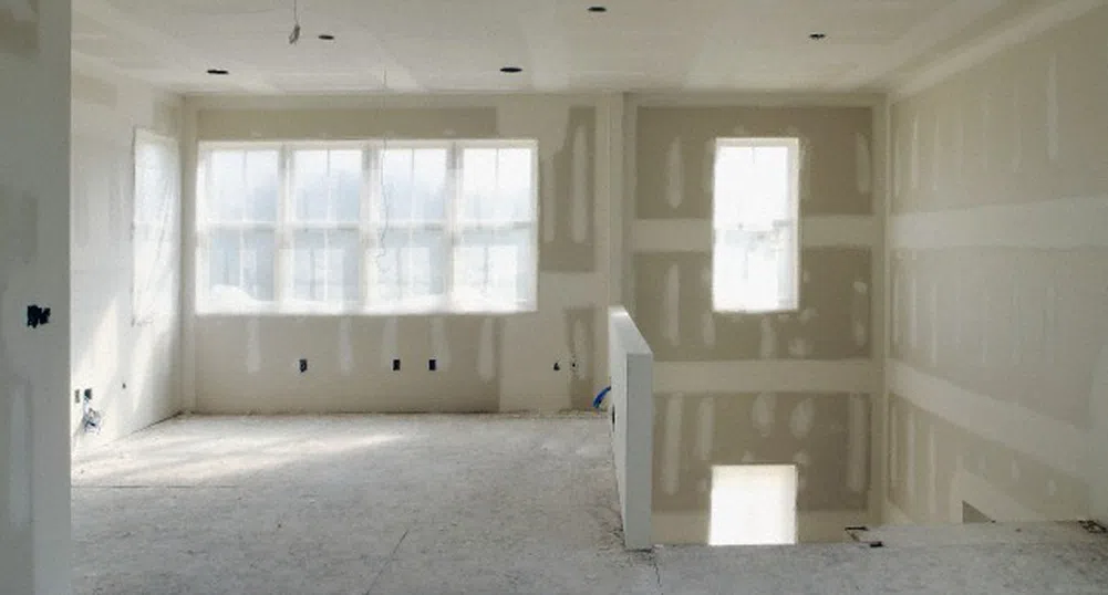 Стоят се по-малко жилищни сгради с по-малка площ