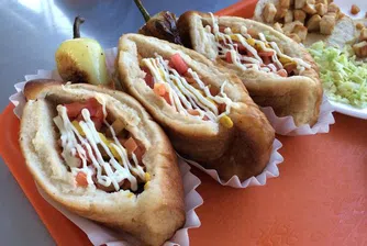 12 хотдога от различни краища на Щатите