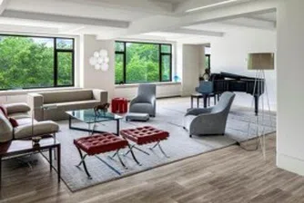 Бивш треньор на Барселона живее срещу 31 000 долара месечен наем