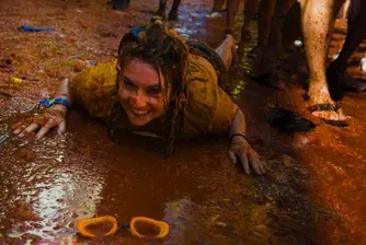La Tomatina – над 100 тона домати и незабравимо изживяване