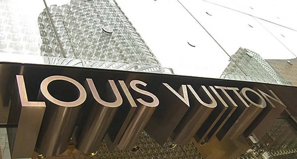 Шефът на Louis Vuitton: Държавите фалират, хората ще харчат