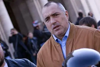 Борисов пак се срамува заради депутатите