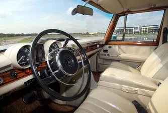 Mercedes на Елвис отива на търг