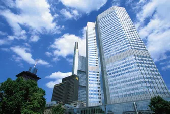 ЕЦБ ще поеме надзора над всички банки в еврозоната