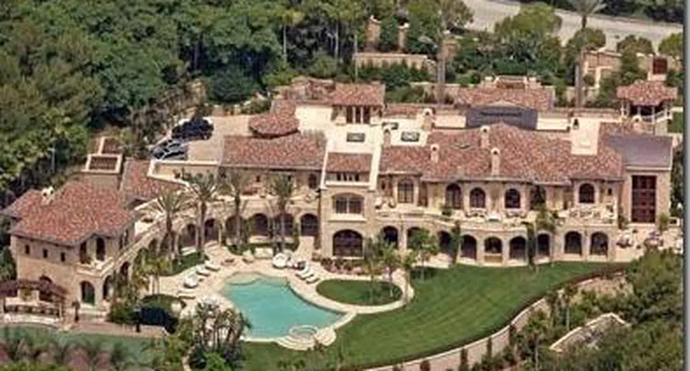 Еди Мърфи продава имението си за 15 млн. долара