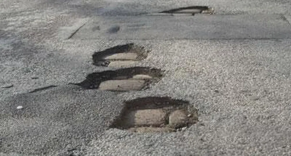 Ромъния либера: България - туристическата люлка на дупките