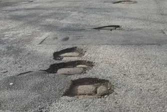 Ромъния либера: България - туристическата люлка на дупките