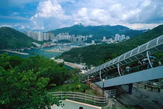 Това е най-дългият ескалатор в света