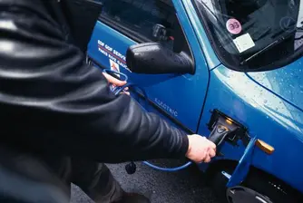 На всяка бензиностанция - данъчен
