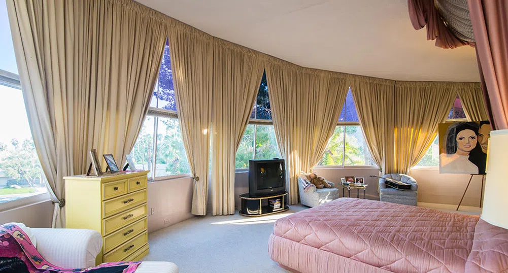 Къщата от медения месец на Елвис Пресли и Присила се продава