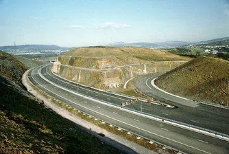 Българи фаворити да строят "Тракия"