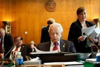 91-годишен сенатор е рекордьор по пребиваване във властта