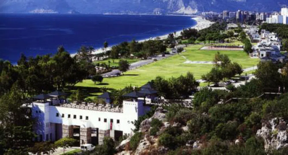 Хиляди хотели в Турция се продават заради кризата