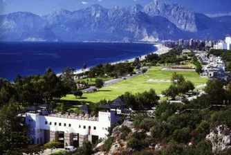 Хиляди хотели в Турция се продават заради кризата