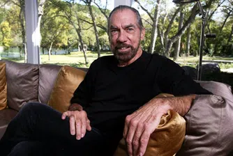 Този милиардер прави това всяка сутрин, независимо къде се намира