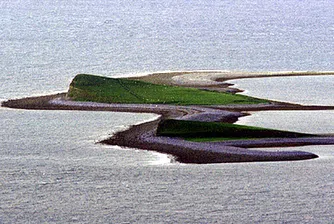 Островът на Джон Ленън се продава за 300 000 евро