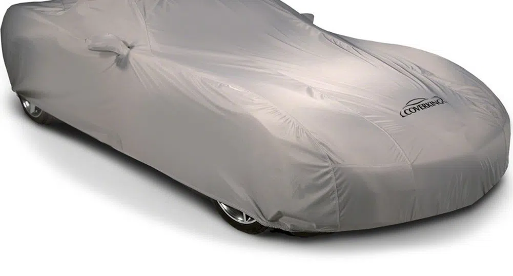 Покривало с пяна защитава колата от градушка