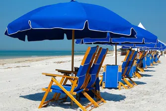 Чадър на плажа във Варна -  5 лева