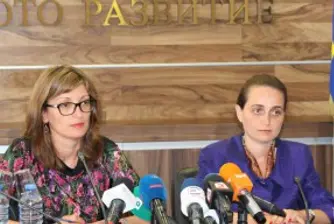 Екатерина Захариева е новият министър на правосъдието