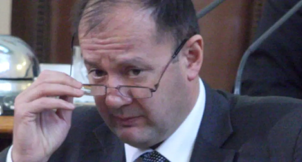 ГЕРБ поиска и оставката на Миков