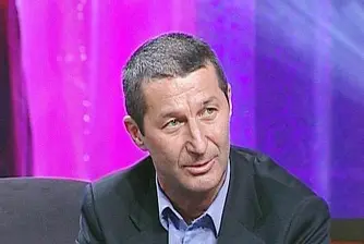 Каролев: Трябва да продължава намалението на преките данъци