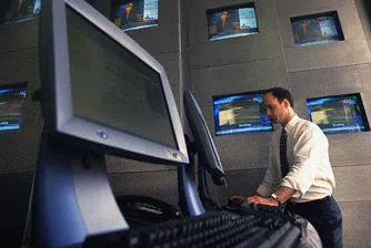 Монбат изкупи обратно 9 567 акции през февруари